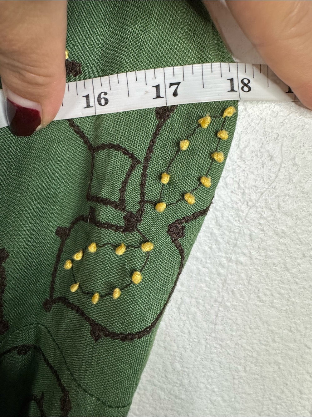 Lafayette 148 New York Olive Green Leaf-Print Tie-Waist Midi Dress
C5 - Picture 9 of 10